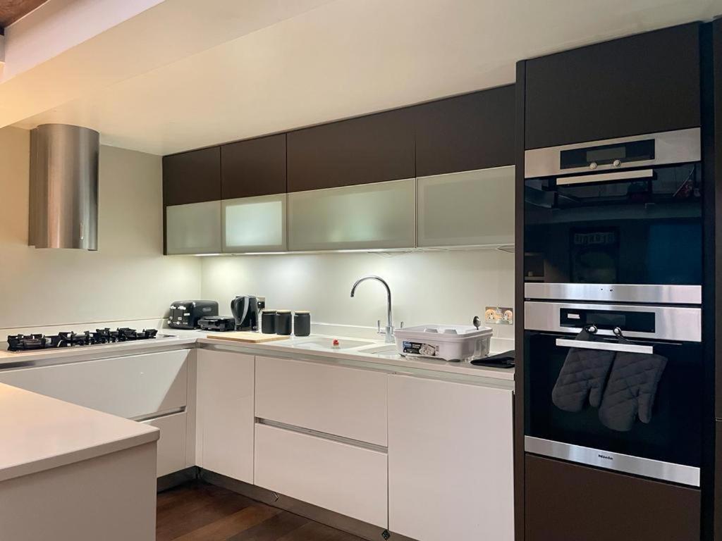 4 Floor Apartment In Covent Garden Londra Esterno foto