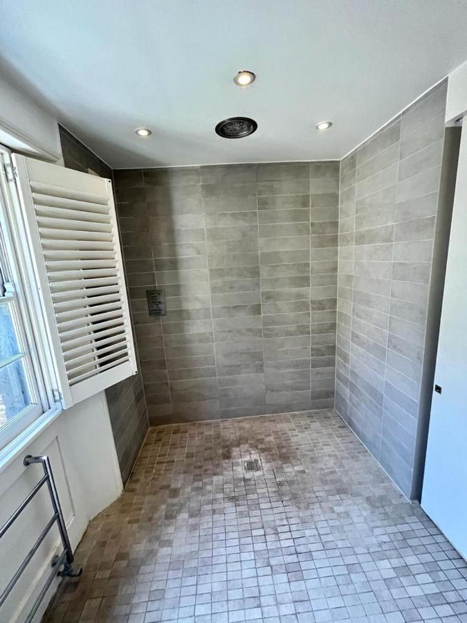 4 Floor Apartment In Covent Garden Londra Esterno foto